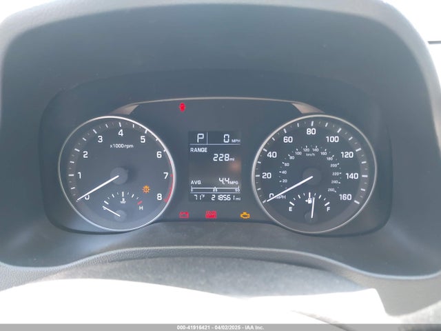 5NPD84LF1HH101015 Hyundai ELANTRA SE