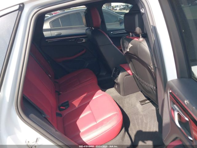 WP1AA2A57PLB21266 Porsche Macan T