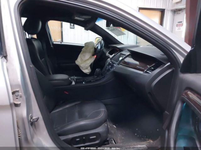 1FAHP2F8XHG111753 Ford Taurus Limited