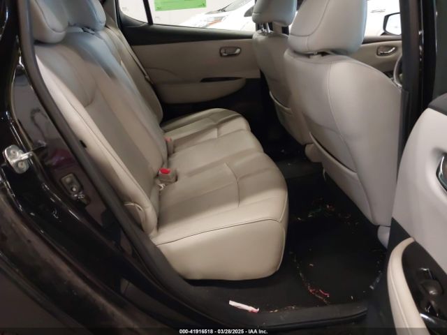 1N4AZ1CP5JC312183 Nissan Leaf