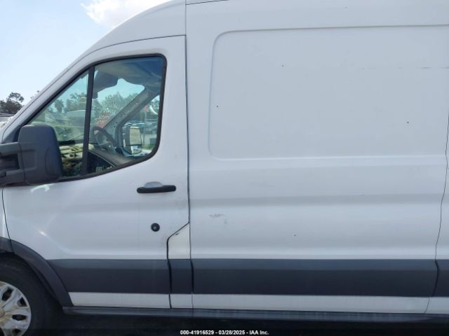 1FTNR2CV5FKA02015 Ford Transit-250