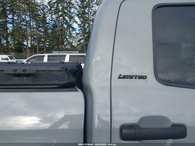 5TFHY5F11KX826522 Toyota Tundra Limited 5.7l V8