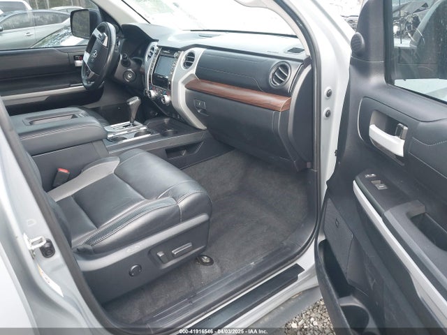 5TFHY5F11KX826522 Toyota Tundra Limited 5.7l V8