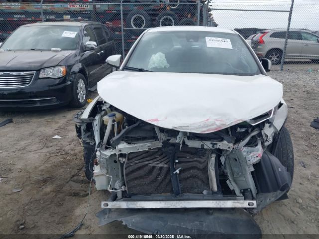 NMTKHMBX2JR024932 Toyota C-HR XLE