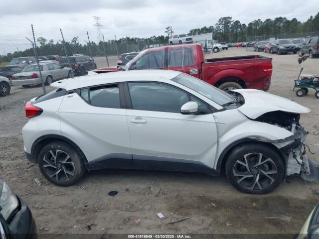 NMTKHMBX2JR024932 Toyota C-HR XLE