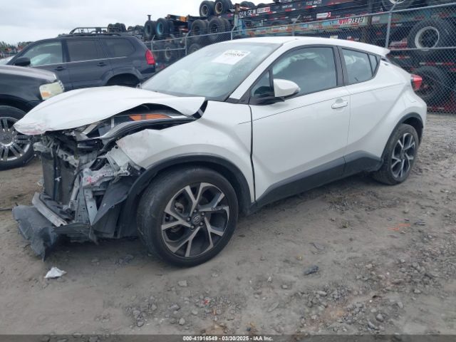 NMTKHMBX2JR024932 Toyota C-HR XLE