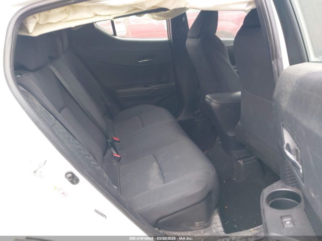 NMTKHMBX2JR024932 Toyota C-HR XLE