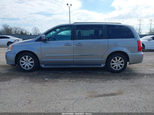 2C4RC1BG1GR206426 Chrysler Town & Country Touring