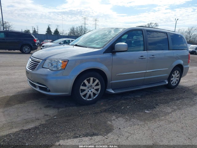 2C4RC1BG1GR206426 Chrysler Town & Country Touring