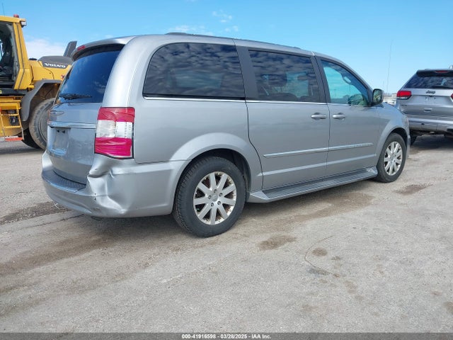 2C4RC1BG1GR206426 Chrysler Town & Country Touring