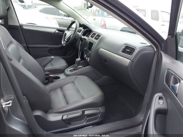 3VWD67AJ3GM370752 Volkswagen Jetta 1.4t Se