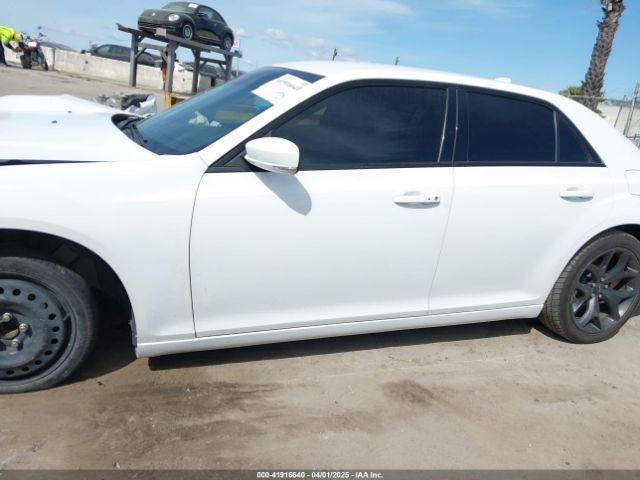 2C3CCABG5MH533004 Chrysler 300 300s