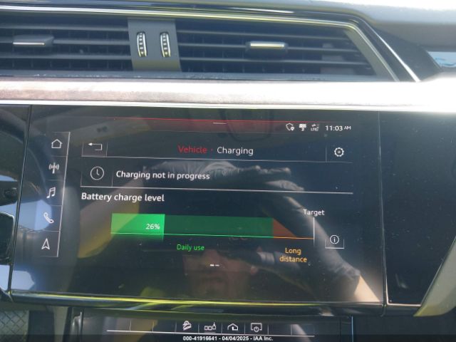 WA1LAAGE4KB012574 Audi E-tron Premium Plus