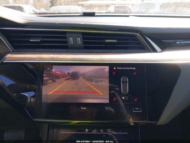 WA1LAAGE4KB012574 Audi E-tron Premium Plus