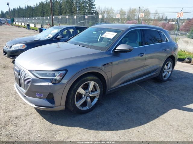 WA1LAAGE4KB012574 Audi E-tron Premium Plus