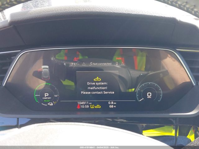 WA1LAAGE4KB012574 Audi E-tron Premium Plus