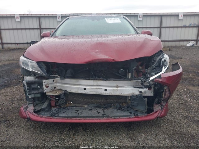 4T1B11HK3JU663585 Toyota CAMRY LE