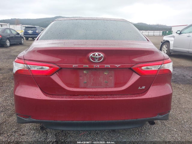 4T1B11HK3JU663585 Toyota CAMRY LE