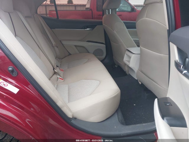 4T1B11HK3JU663585 Toyota CAMRY LE