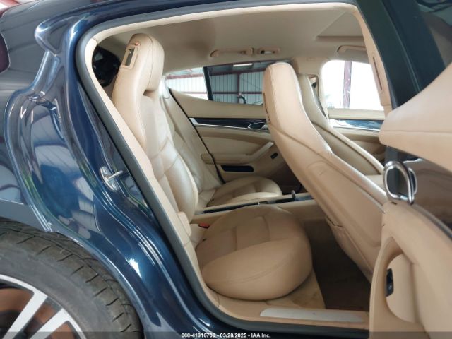 2011 PORSCHE PANAMERA WP0AA2A78BL011452 Photo 7