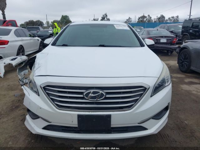 5NPE24AF8HH475632 Hyundai SONATA SE