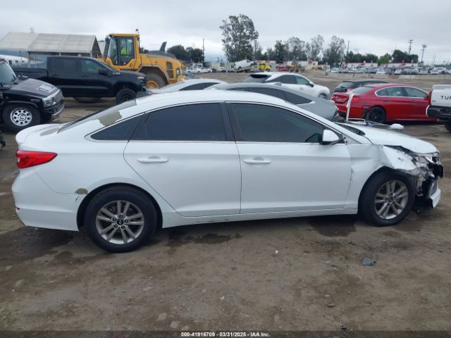 5NPE24AF8HH475632 Hyundai SONATA SE