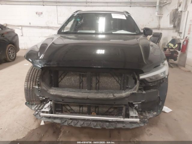 YV4L12RL4P1267842 Volvo Xc60 B5 Plus Dark Theme