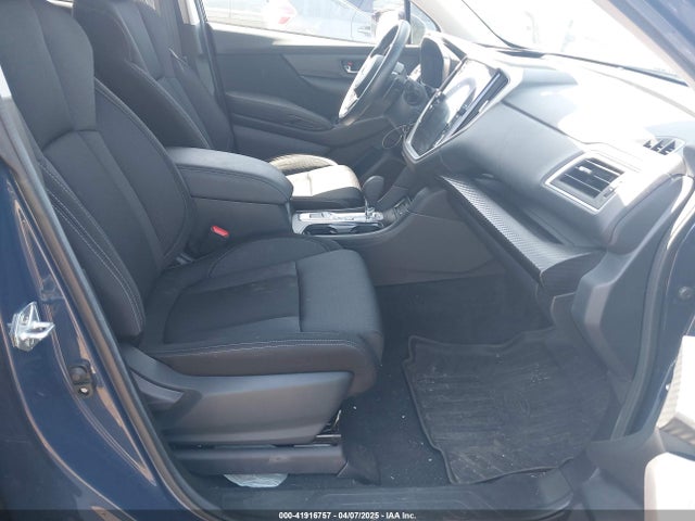 4S4WMABD8R3422240 Subaru Ascent Premium 8-passenger