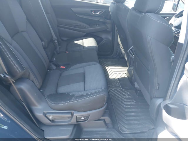 4S4WMABD8R3422240 Subaru Ascent Premium 8-passenger