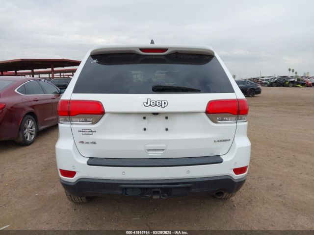 1C4RJFAG1KC528067 Jeep Grand Cherokee Laredo 4x4