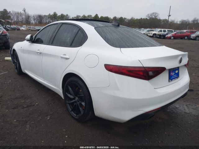 2022 ALFA ROMEO GIULIA ZARFAMBN1N7666151 Photo 2