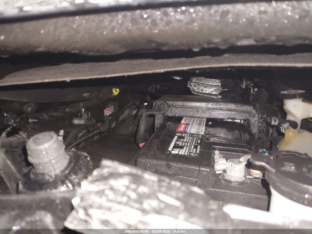 3GNAXUEV9KL260034 Chevrolet EQUINOX LT