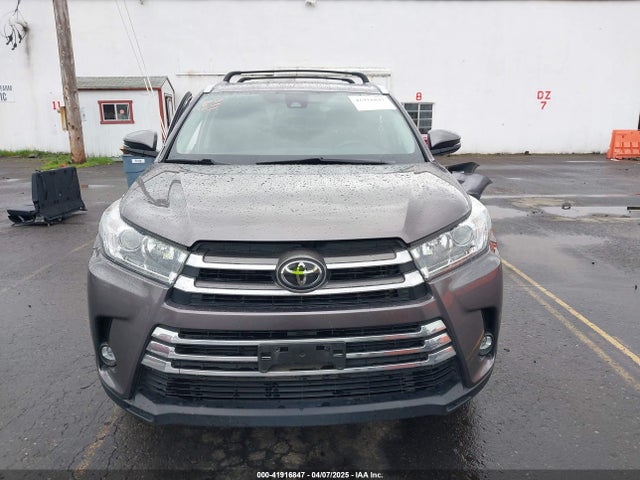 5TDDZRFH2KS969307 Toyota Highlander Limited