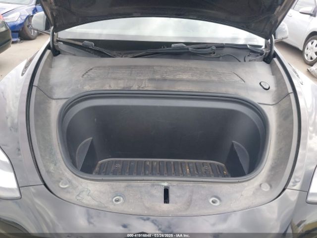 5YJYGDEE1LF018426 Tesla Model Y Long Range Dual Motor All-wheel Drive