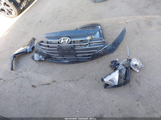 5NPD84LF0LH565275 Hyundai ELANTRA SEL