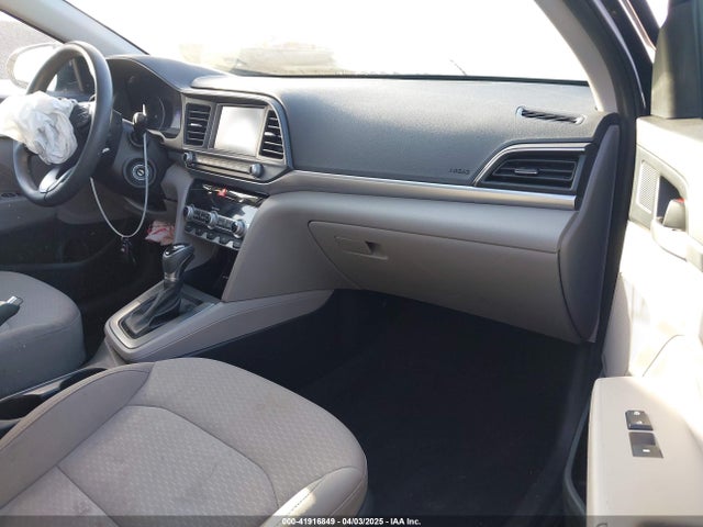 5NPD84LF0LH565275 Hyundai ELANTRA SEL