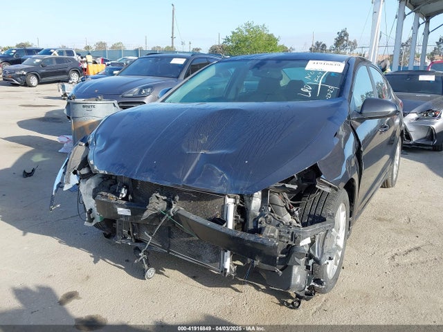5NPD84LF0LH565275 Hyundai ELANTRA SEL