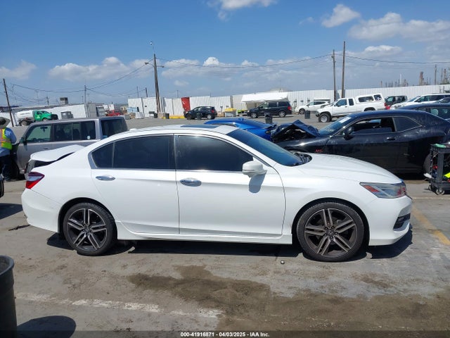 1HGCR3F98GA031819 Honda Accord Touring