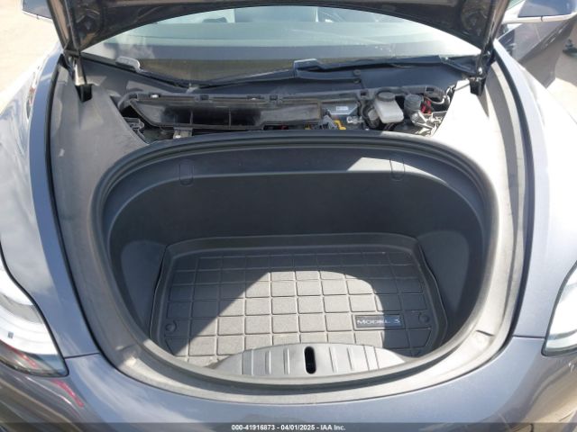 5YJ3E1EA5JF169097 Tesla Model 3 Long Range/mid Range
