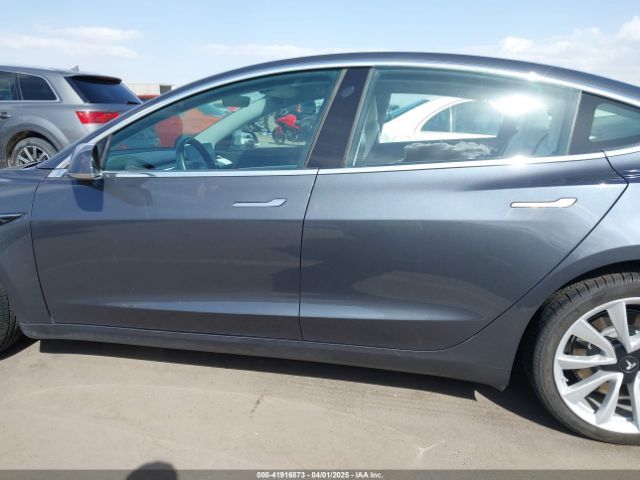 5YJ3E1EA5JF169097 Tesla Model 3 Long Range/mid Range