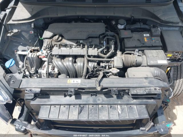 KM8K2CAB6PU048024 Hyundai Kona Se