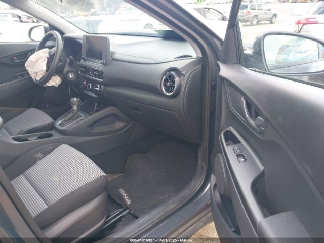 KM8K2CAB6PU048024 Hyundai Kona Se