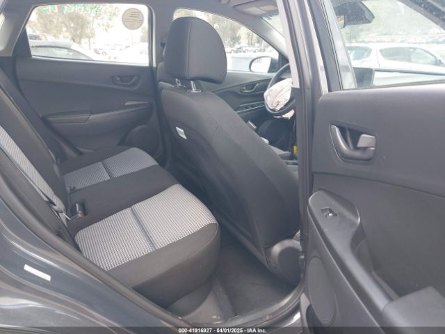 KM8K2CAB6PU048024 Hyundai Kona Se