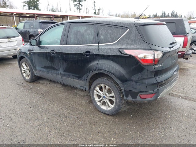 1FMCU9GD9HUB45195 Ford ESCAPE SE