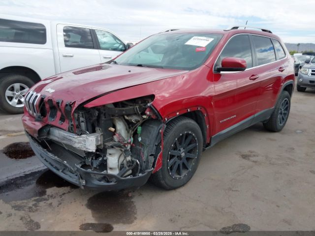 1C4PJLCS1HW669834 Jeep Cherokee Latitude Fwd