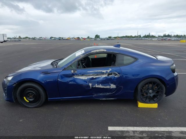 JF1ZNAA1XH9700725 Toyota 86