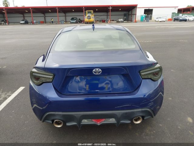 JF1ZNAA1XH9700725 Toyota 86