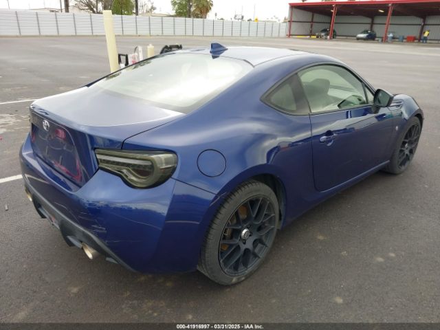 JF1ZNAA1XH9700725 Toyota 86