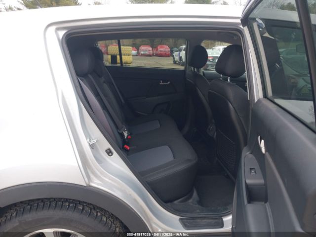 KNDPBCAC2G7850815 KIA Sportage Lx