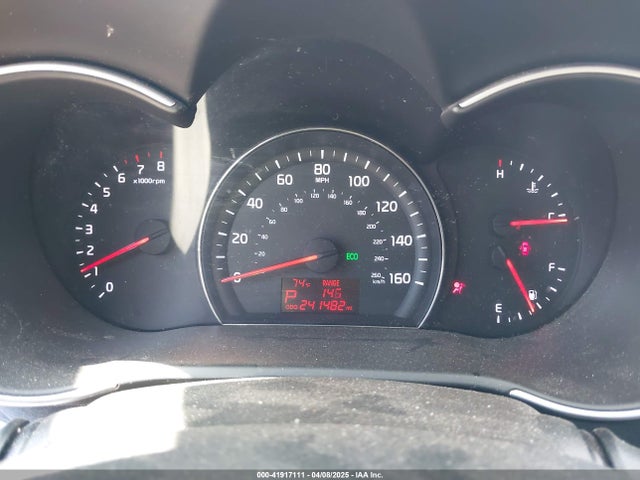 5XYKT3A66EG472967 KIA SORENTO LX